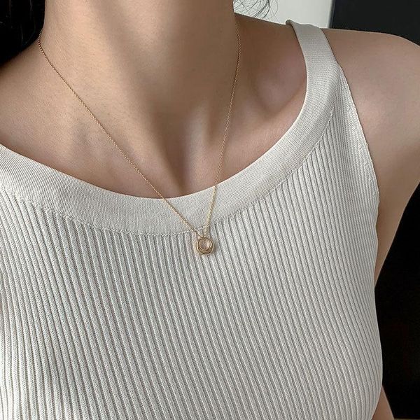 chokers korean brand simple metal circle pendant necklace for woman girls attractive jewelry female gift cn054, Golden;silver
chokers korean brand simple metal circle pendant necklace for woman girls attractive jewelry female gift cn054, Golden;silver