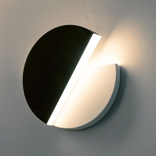 wall lamp 2021 indoor light 360 degree adjustable bedside aisle sconce living room white black bedroom lights 220v
wall lamp 2021 indoor light 360 degree adjustable bedside aisle sconce living room white black bedroom lights 220v