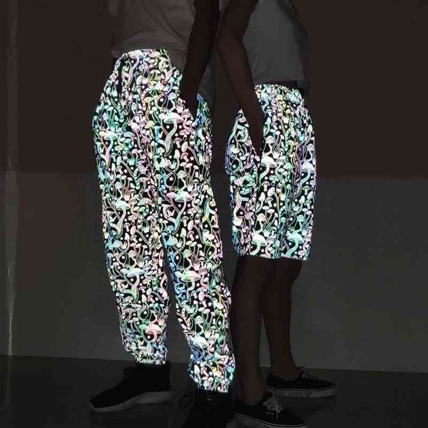 autumn cartoon mushroom print color reflective pants men's and women's large hip hop leggings, Black
autumn cartoon mushroom print color reflective pants men's and women's large hip hop leggings, Black