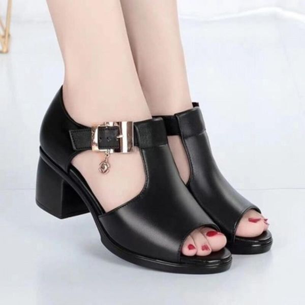 sandals women summer 2021 hing heel fashion fish mouth hollow roman thick with beaded high heels female, Black
sandals women summer 2021 hing heel fashion fish mouth hollow roman thick with beaded high heels female, Black