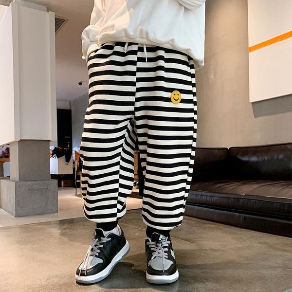 trousers boys' pants autumn 2021 korean children's loose trouser men's striped casual wear 1-129, Blue
trousers boys' pants autumn 2021 korean children's loose trouser men's striped casual wear 1-129, Blue