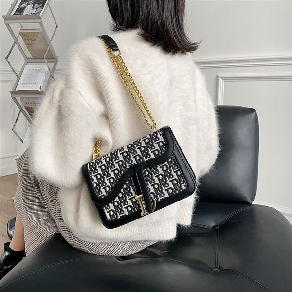 bag 2021 new personality fashion chain messenger trend korean design net red shoulder bag
bag 2021 new personality fashion chain messenger trend korean design net red shoulder bag