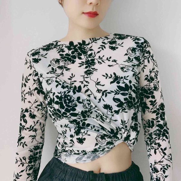 women's sweaters exquisite and elegant rose long sleeve t-shirt flocking printed lace bottoming shirt with mh bottoming female, White;black
women's sweaters exquisite and elegant rose long sleeve t-shirt flocking printed lace bottoming shirt with mh bottoming female, White;black