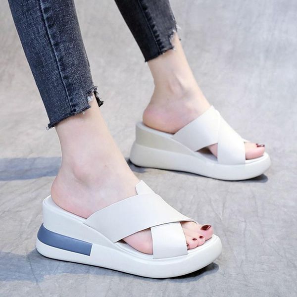 slippers shoes rubber flip flops flat slipers women on a wedge luxury slides hawaiian summer 2021 designer soft fashion rome pu, Black
slippers shoes rubber flip flops flat slipers women on a wedge luxury slides hawaiian summer 2021 designer soft fashion rome pu, Black
