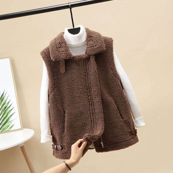 granular sheep shearing women's short vest autumn winter fur young coat fashion, White
granular sheep shearing women's short vest autumn winter fur young coat fashion, White