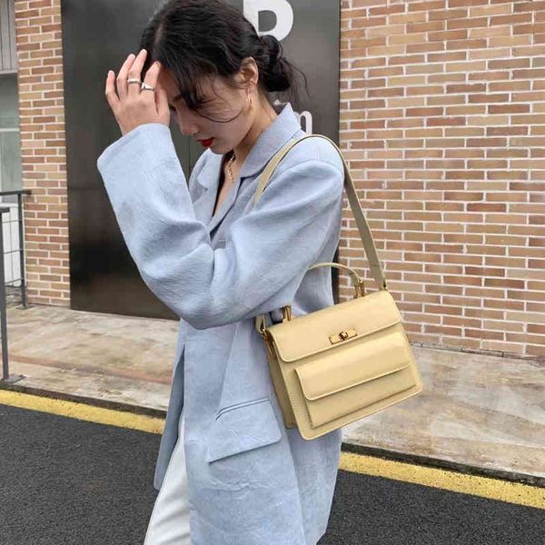 designer bagsportable small square bag ladies fashion new 2021 underarm shoulder messenger smooth commuter niche design wild trendluxury bag
designer bagsportable small square bag ladies fashion new 2021 underarm shoulder messenger smooth commuter niche design wild trendluxury bag