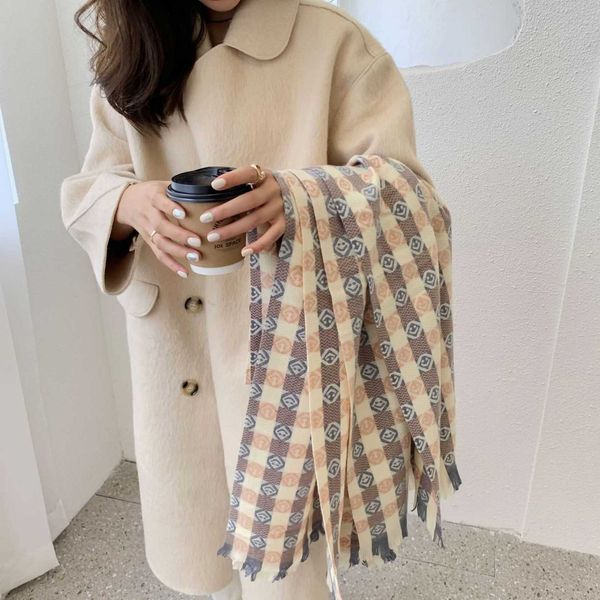 plaid scarf women's winter 2021 thickened imitation cashmere smiling face gift bib shawl cold proof and warm keeping, Blue;gray
plaid scarf women's winter 2021 thickened imitation cashmere smiling face gift bib shawl cold proof and warm keeping, Blue;gray