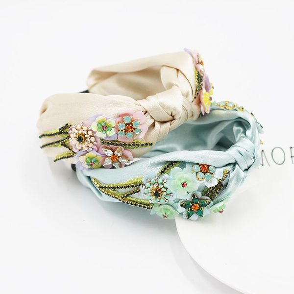 hair accessories fabric rhinestones tassels pastoral style exquisite european fashion, Slivery;white
hair accessories fabric rhinestones tassels pastoral style exquisite european fashion, Slivery;white