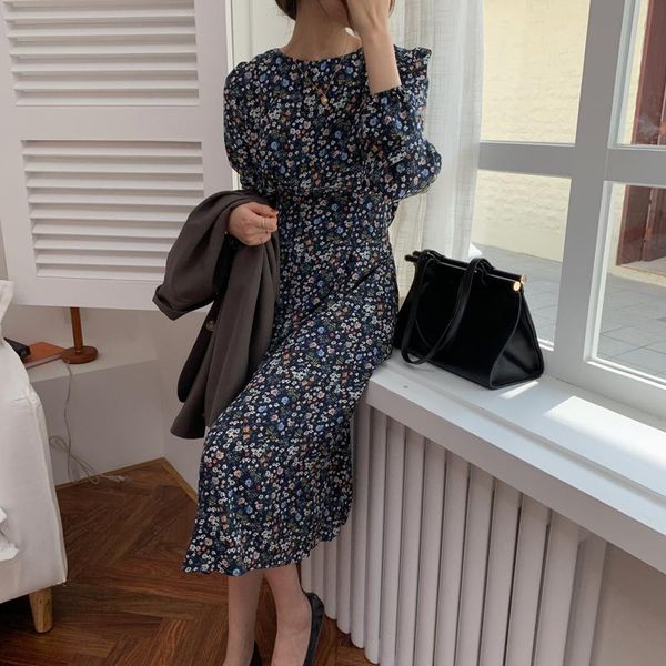 casual dresses spring and autumn female korean style chic gentle temperament retro floral women's dress round neck waist thin long, Black;gray
casual dresses spring and autumn female korean style chic gentle temperament retro floral women's dress round neck waist thin long, Black;gray