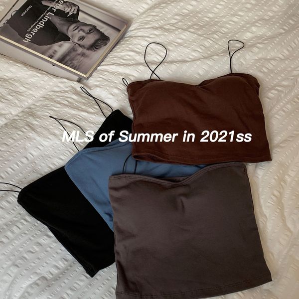 oil painting of girl camisole underwear padded design feeling small zhongmei back chest wrap underwear outer wear bottoming top, Black;white
oil painting of girl camisole underwear padded design feeling small zhongmei back chest wrap underwear outer wear bottoming top, Black;white