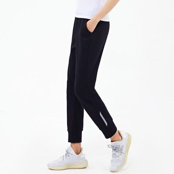 running pants autumn winter sweatpant reflective night run women slim elastic waist training jogger trouser thermal sportswear, Black;blue
running pants autumn winter sweatpant reflective night run women slim elastic waist training jogger trouser thermal sportswear, Black;blue