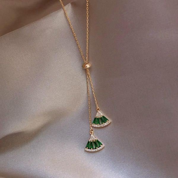 chokers classic green white crystal geometric necklace pendant for women statement jewelry, Golden;silver
chokers classic green white crystal geometric necklace pendant for women statement jewelry, Golden;silver
