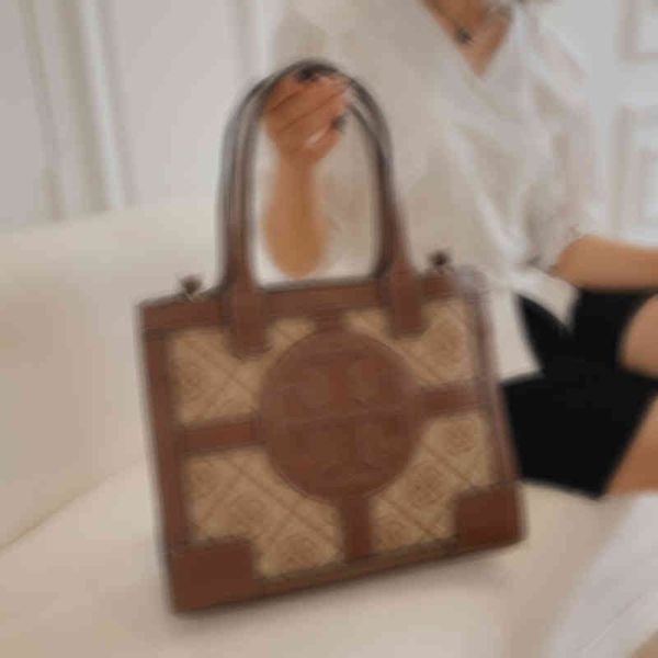 mature outgoing large capacity canvas tote bag women's new fashion single shoulder messenger bag portable shopping purses
mature outgoing large capacity canvas tote bag women's new fashion single shoulder messenger bag portable shopping purses