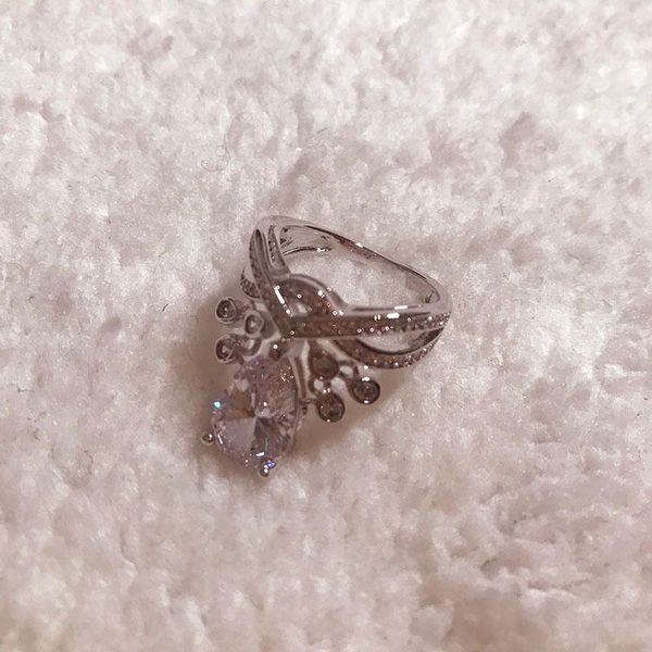 wedding rings wholesale korean fashion white gold color zircon for women/anillos mujer/finger ring/bijoux femme, Slivery;golden
wedding rings wholesale korean fashion white gold color zircon for women/anillos mujer/finger ring/bijoux femme, Slivery;golden