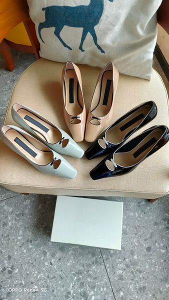 womens fashion spring and autumn new high heel pointed patent leather single shoes leather square high heel womens shoes, Black
womens fashion spring and autumn new high heel pointed patent leather single shoes leather square high heel womens shoes, Black