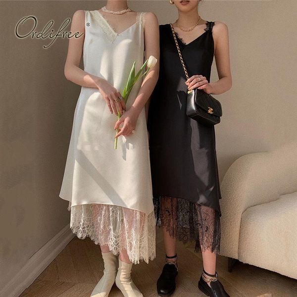 ordi2021 summer women satin slip dress lace crochet tunic silk shiny party midi dress, Black;gray
ordi2021 summer women satin slip dress lace crochet tunic silk shiny party midi dress, Black;gray