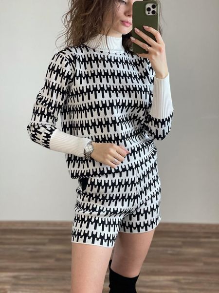 women's tracksuits casual slimming and age reducing suit women high neck houndstooth sweater + knitted shorts two-piece, Gray
women's tracksuits casual slimming and age reducing suit women high neck houndstooth sweater + knitted shorts two-piece, Gray