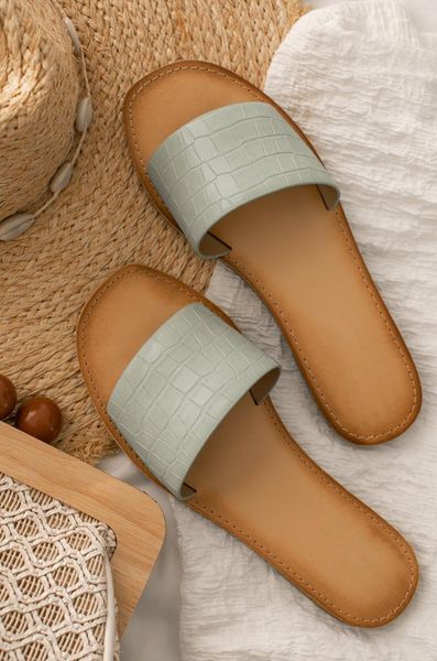 slippers women flat sandals leather summer 2021 heels beach casual slides shoes ladies outdoor flip flops muter, Black
slippers women flat sandals leather summer 2021 heels beach casual slides shoes ladies outdoor flip flops muter, Black