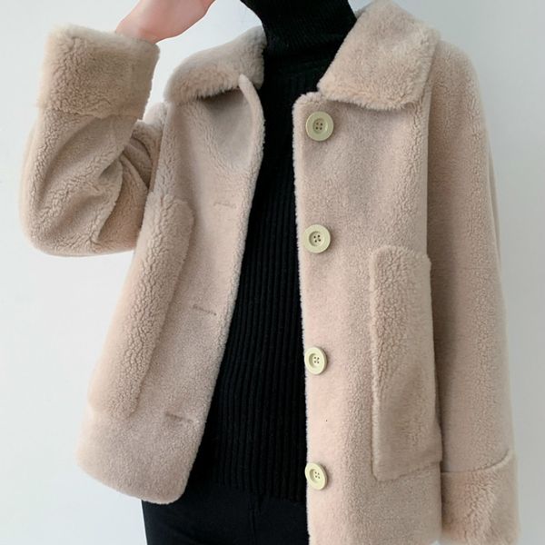 2021 new women winter clothes fashion real fur coat female wool jacket genuine granular sheep shearling outerwear abrigo mujer l853etom, Black
2021 new women winter clothes fashion real fur coat female wool jacket genuine granular sheep shearling outerwear abrigo mujer l853etom, Black