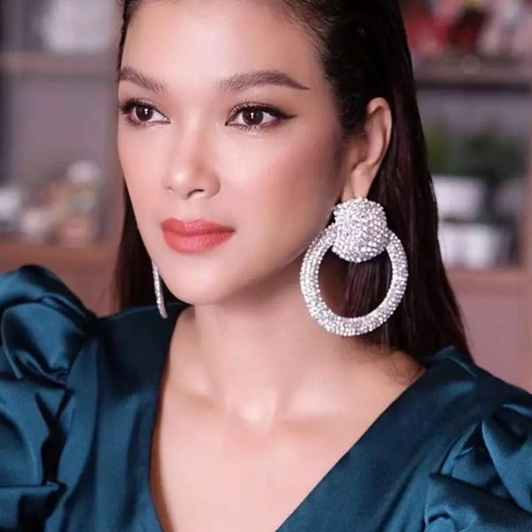 dangle & chandelier european and american large circle rhinestone earrings shiny crystal women's party jewelry fashion gifts, Silver
dangle & chandelier european and american large circle rhinestone earrings shiny crystal women's party jewelry fashion gifts, Silver