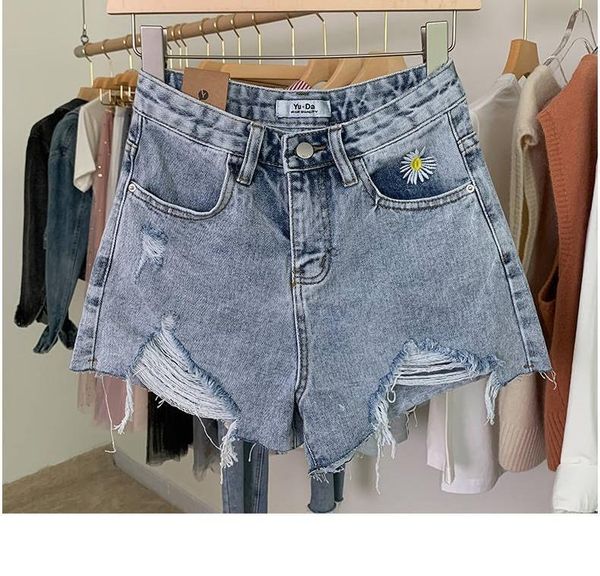 women's shorts lux angner 2021 summer korean women jeans high waist hole denim cotton small daisy loose large size female short, White;black
women's shorts lux angner 2021 summer korean women jeans high waist hole denim cotton small daisy loose large size female short, White;black