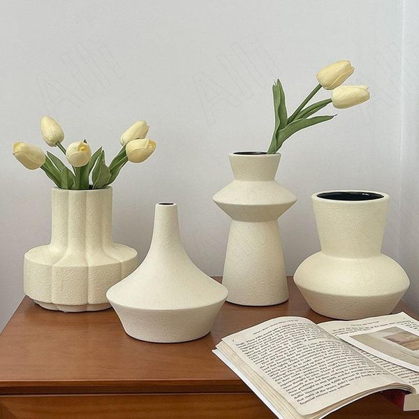 vases european ceramic vase art decorative western restaurant deskflower bookcase creative modern ornaments home decoration
vases european ceramic vase art decorative western restaurant deskflower bookcase creative modern ornaments home decoration