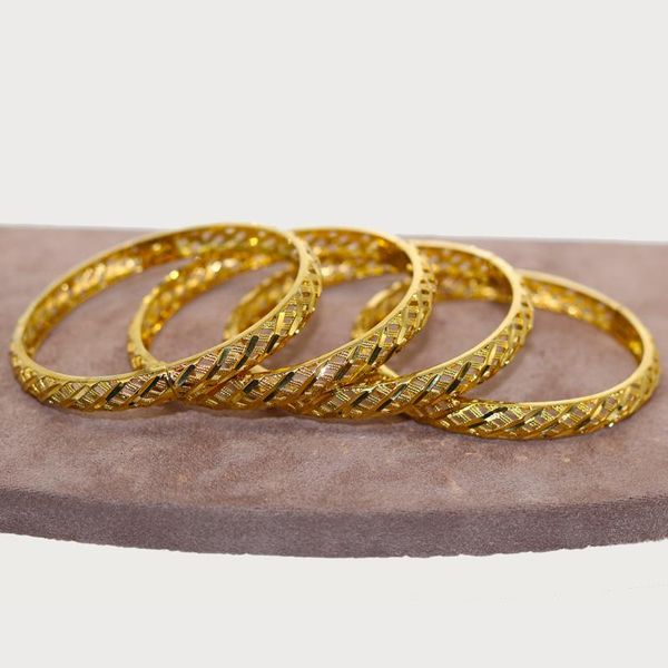 bangle 4 pçs/lote 24k arábia saudita dubai pulseiras para as mulheres pulseira áfrica habesha etÃope da cor do ouro jóias meninas prese, Black
bangle 4 pçs/lote 24k arábia saudita dubai pulseiras para as mulheres pulseira áfrica habesha etÃope da cor do ouro jóias meninas prese, Black