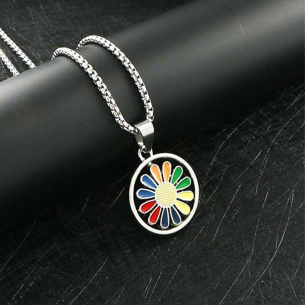 pendant necklaces daisy flower necklace rotatable double side sunflower stainless steel for women men hiphop jewelry, Silver
pendant necklaces daisy flower necklace rotatable double side sunflower stainless steel for women men hiphop jewelry, Silver