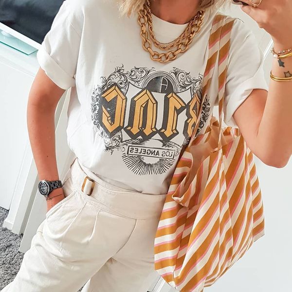 new 2021 retro boho print graphic tee shirt women ribbed crew neck short sleeve summer t-shirt cotton casual beach tees 36i4, White
new 2021 retro boho print graphic tee shirt women ribbed crew neck short sleeve summer t-shirt cotton casual beach tees 36i4, White