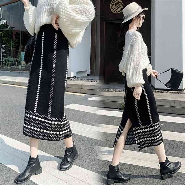 autumn & winter retro simple high waist thin stripe all-match casual women a-line knitted long skirt 210527, Black
autumn & winter retro simple high waist thin stripe all-match casual women a-line knitted long skirt 210527, Black