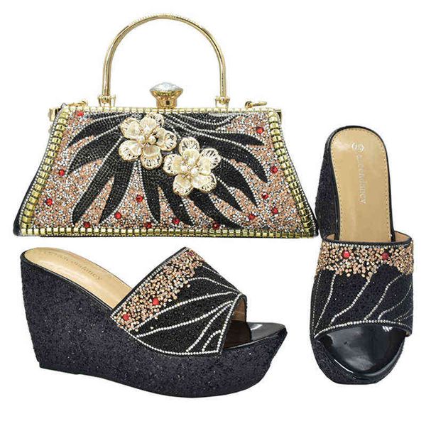 casual fashion summer slope heel sandals with handbag rhinestone bag, Black
casual fashion summer slope heel sandals with handbag rhinestone bag, Black