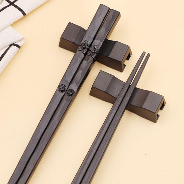 chopsticks 10 pairs of japanese spare ribs alloy non-slip pointed sushi household non-deformation tableware
chopsticks 10 pairs of japanese spare ribs alloy non-slip pointed sushi household non-deformation tableware