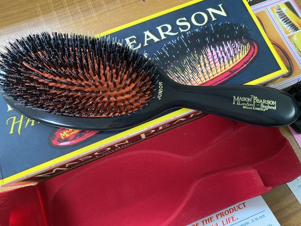 mason p pocket bristle and nylon hair brush soft cushion superior-grade boar bristles with gift box, Silver
mason p pocket bristle and nylon hair brush soft cushion superior-grade boar bristles with gift box, Silver