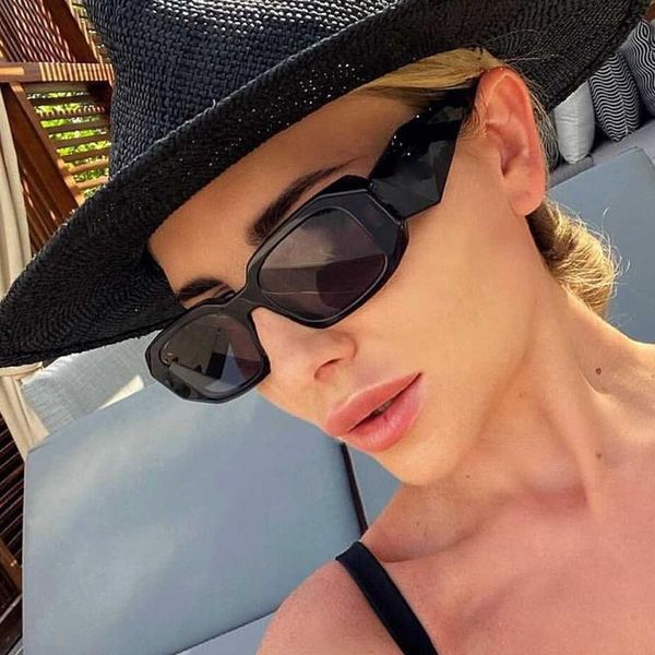 sunglasses 2021 vintage unique small women fashion brand square sun glasses female colorful shades men hip hop, White;black
sunglasses 2021 vintage unique small women fashion brand square sun glasses female colorful shades men hip hop, White;black