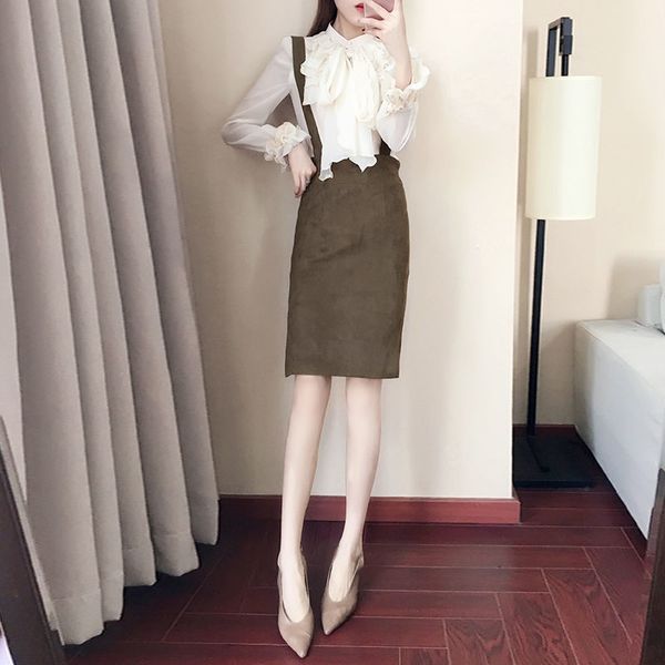 women new 2021 spring autumn long sleeve ruffles blouse shirt + suspender set female elegant casual two pieces sets a6148qlz, Black;gray
women new 2021 spring autumn long sleeve ruffles blouse shirt + suspender set female elegant casual two pieces sets a6148qlz, Black;gray