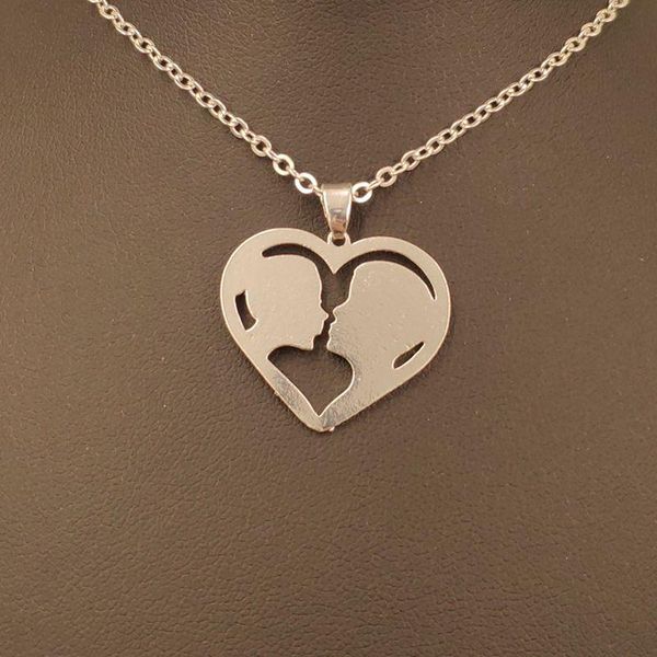 pendant necklaces 2021 valentine's day kiss lovers love heart necklace gold silver plated jewelry for women male female girls 108
pendant necklaces 2021 valentine's day kiss lovers love heart necklace gold silver plated jewelry for women male female girls 108