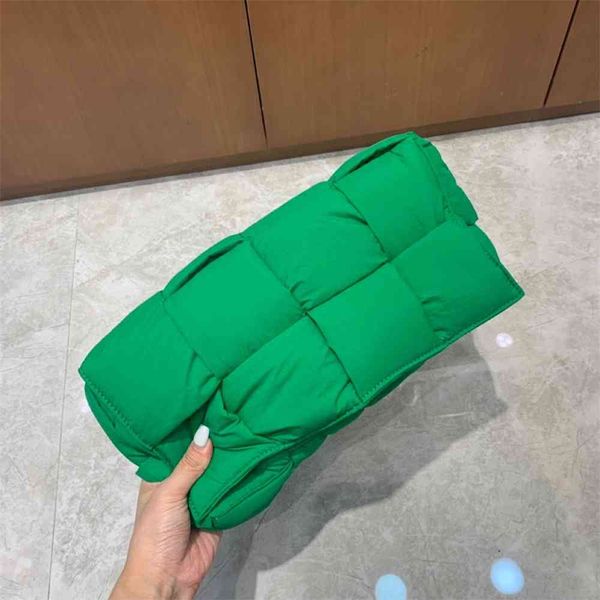 80% off outlet store red same space cotton woven pillow bag green single shoulder oblique cross down couple's light large capacity fact, Black;red
80% off outlet store red same space cotton woven pillow bag green single shoulder oblique cross down couple's light large capacity fact, Black;red