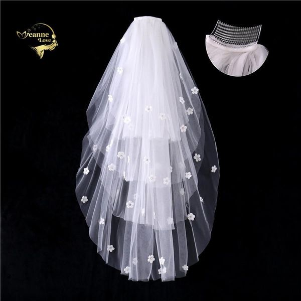 bridal veils 2021 factory wholesales four layers short with comb beaded crystal flowers multi layer wedding, Black
bridal veils 2021 factory wholesales four layers short with comb beaded crystal flowers multi layer wedding, Black