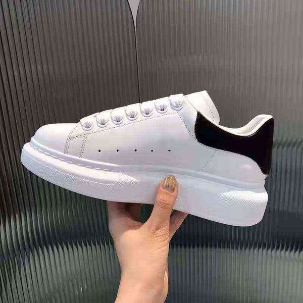 alexand luxury designer fashion ladies casual running shoes, flat sneakers, mcquee cowhide leather sneakers #35-45, Black
alexand luxury designer fashion ladies casual running shoes, flat sneakers, mcquee cowhide leather sneakers #35-45, Black