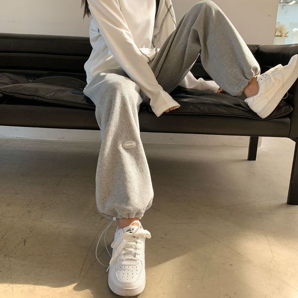 women sports pants plus size gray sweatpants women joggers oversized trousers loose track pants women classic pants, Black;white
women sports pants plus size gray sweatpants women joggers oversized trousers loose track pants women classic pants, Black;white