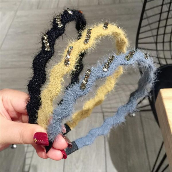 hair accessories fashion korean style rhinestone hairband women girls simple pearls buckle hoop headwear
hair accessories fashion korean style rhinestone hairband women girls simple pearls buckle hoop headwear