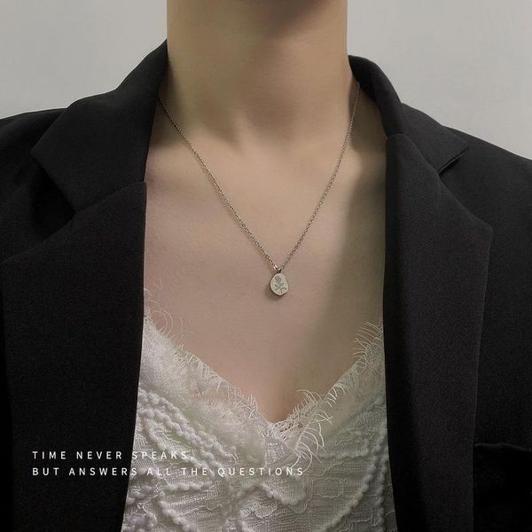 chains tulip necklace women round necklaces woman pendant clavicle chain simplicity fashion silver color alloy kolczyki
chains tulip necklace women round necklaces woman pendant clavicle chain simplicity fashion silver color alloy kolczyki