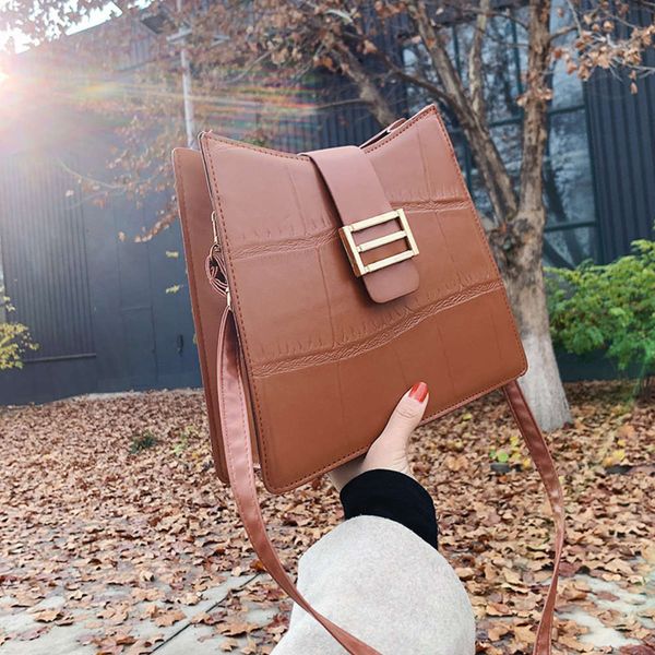 hbp texture foreign women's 2021 new fashion popular portable messenger with single shoulder bag
hbp texture foreign women's 2021 new fashion popular portable messenger with single shoulder bag