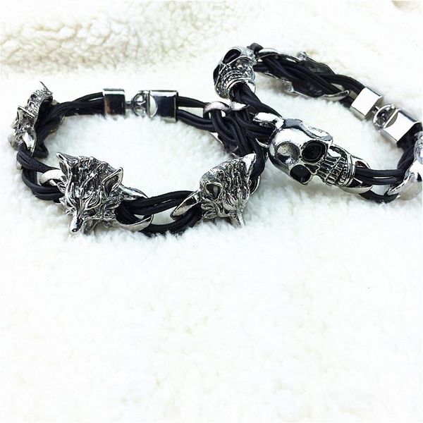 charm bracelets black rope wool cross as men women chirstmas gifts 2021 latest design alloy made skull heads bracelet, Golden;silver
charm bracelets black rope wool cross as men women chirstmas gifts 2021 latest design alloy made skull heads bracelet, Golden;silver