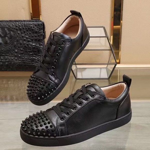 2021 red bottom low cut spikes flats shoes qualtiy for men women leather sneakers casual with dust bag mhjkjj001, Red;white
2021 red bottom low cut spikes flats shoes qualtiy for men women leather sneakers casual with dust bag mhjkjj001, Red;white
