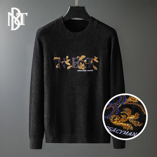 sweater men's 2021 autumn winter new men's fashion brand embroidered letter round neck long sve veet sweater, Black;brown
sweater men's 2021 autumn winter new men's fashion brand embroidered letter round neck long sve veet sweater, Black;brown