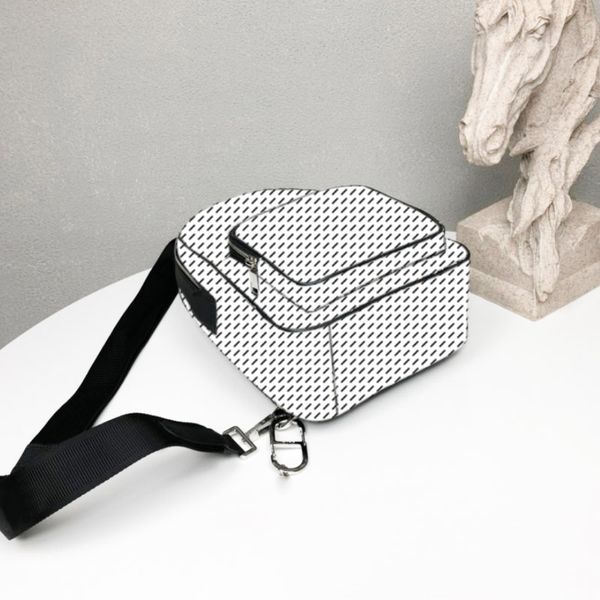 luxurys designers women men backpacks cross body bag fashion bumbag handbags purses waist chests totes with letter shoulder bags backpack ha
luxurys designers women men backpacks cross body bag fashion bumbag handbags purses waist chests totes with letter shoulder bags backpack ha