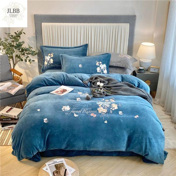 bedding sets luxury chinese style flowers embroidery warm velvet flannel fleece set duvet cover bed sheet pillowcases home textiles
bedding sets luxury chinese style flowers embroidery warm velvet flannel fleece set duvet cover bed sheet pillowcases home textiles