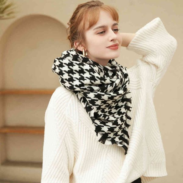 scarf 100% wool classic scarf warm and soft air conditioning fashion versatile gift bag shawl, Blue;gray
scarf 100% wool classic scarf warm and soft air conditioning fashion versatile gift bag shawl, Blue;gray