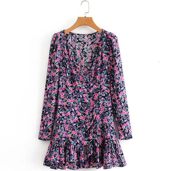 2021 new women autumn floral ruffles sleeve winter purple v neck wrap street party vestidos royg, Black;gray
2021 new women autumn floral ruffles sleeve winter purple v neck wrap street party vestidos royg, Black;gray